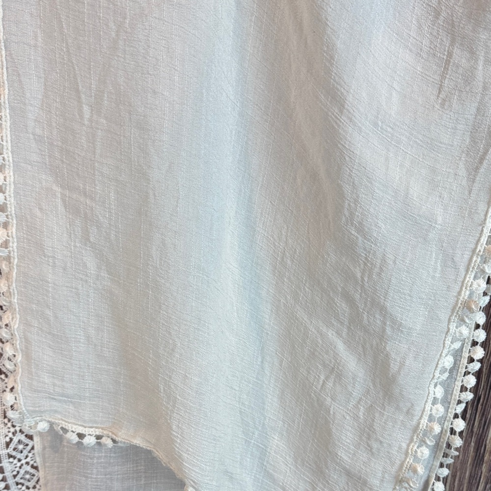 Steve Madden Cream Lace Kimono - Picture 7 of 15
